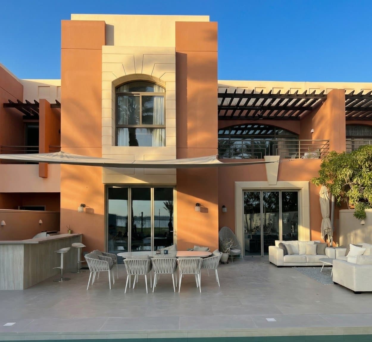 Custom Bi-Fold Door Fabrication