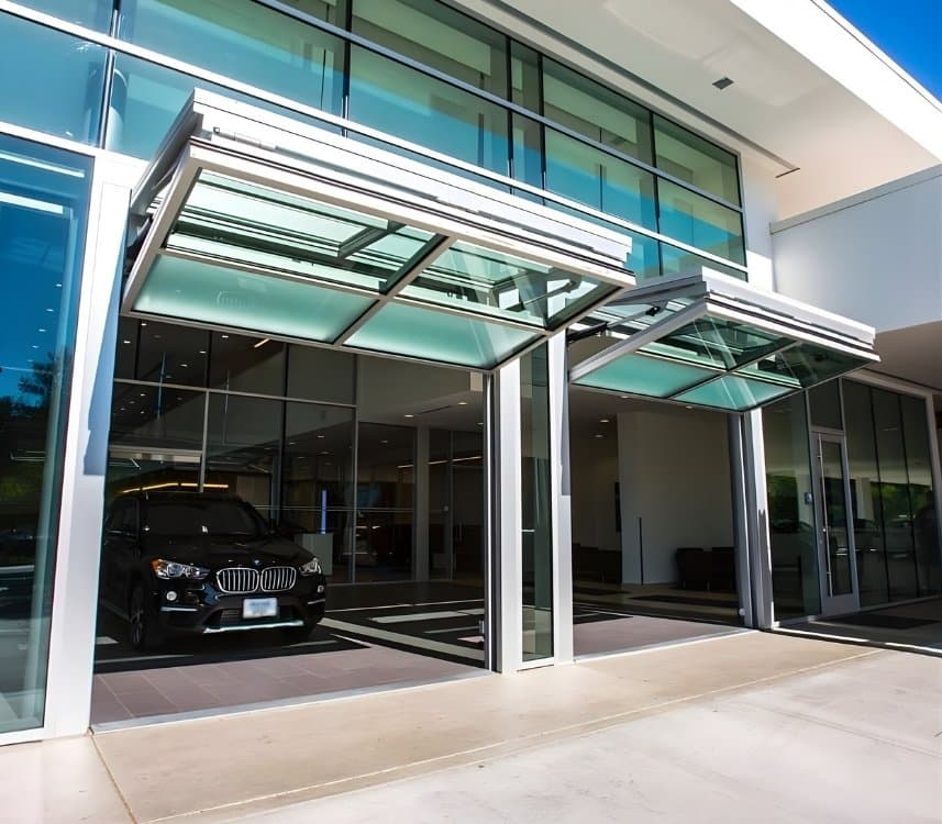 Counterweighted Vertical Folding Wall